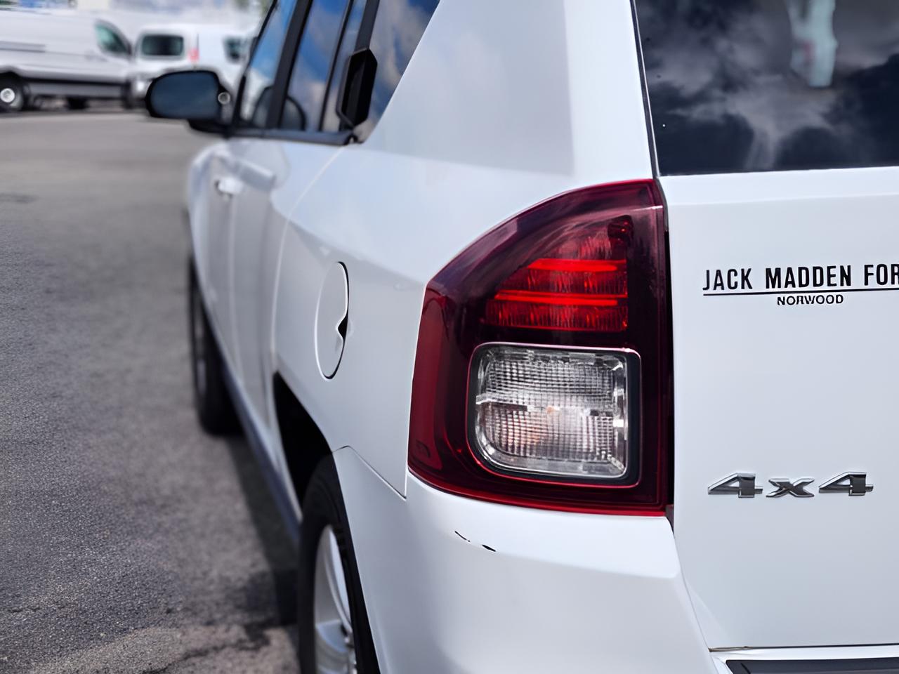 2016 Jeep Compass Sport