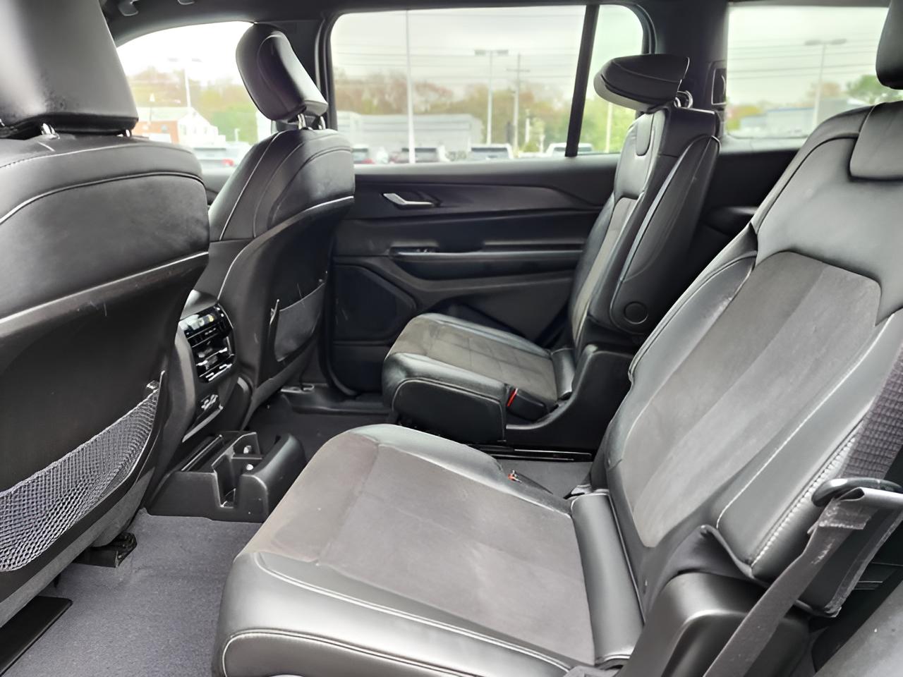 2023 Jeep Grand Cherokee L Altitude X