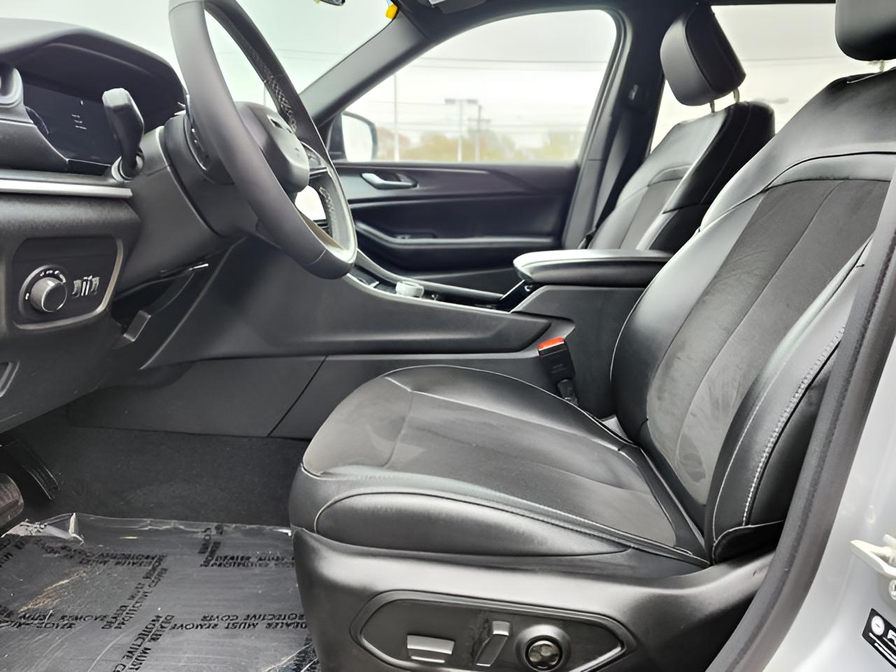 2023 Jeep Grand Cherokee L Altitude X