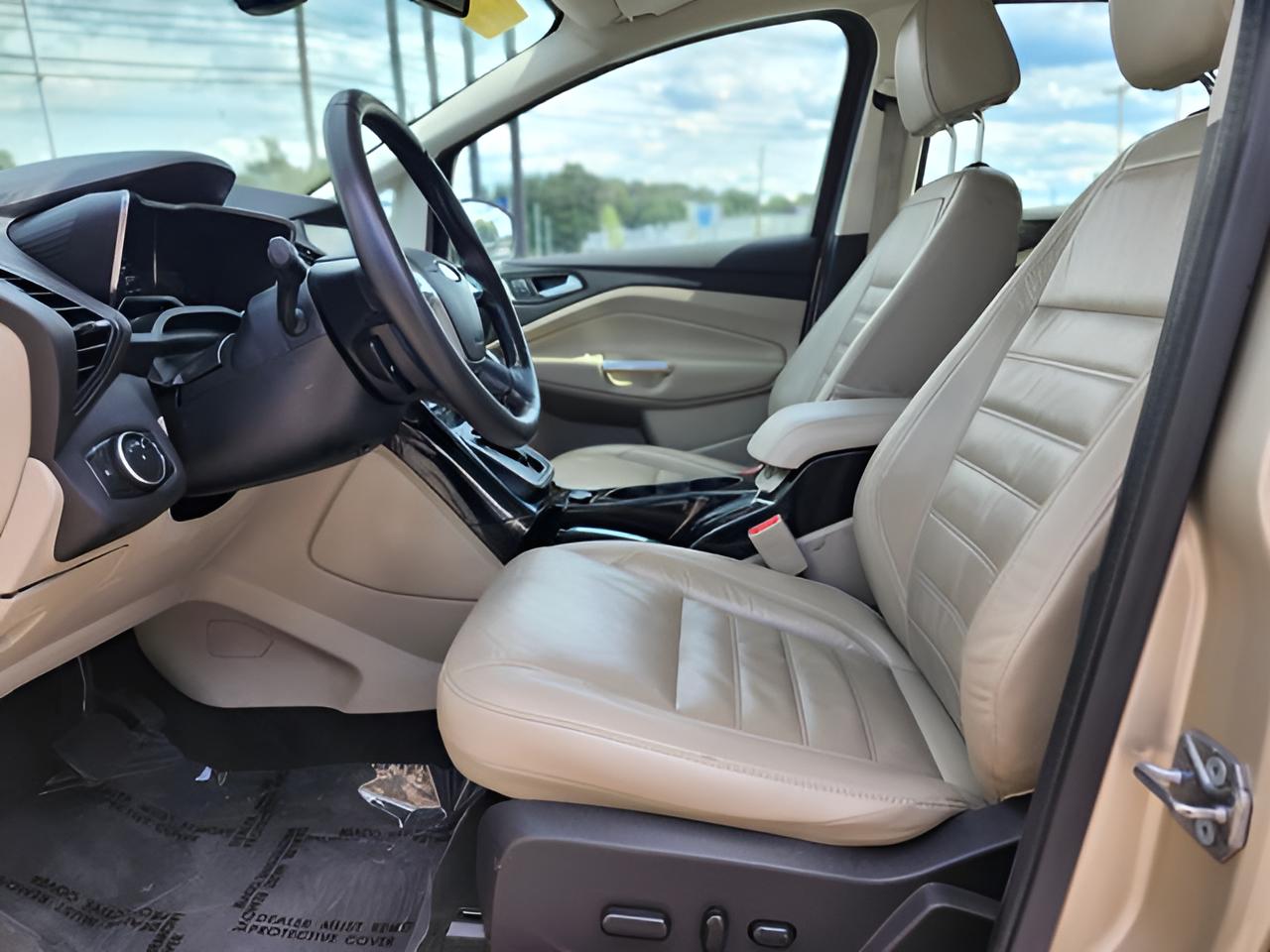 2017 Ford C-Max Hybrid Titanium