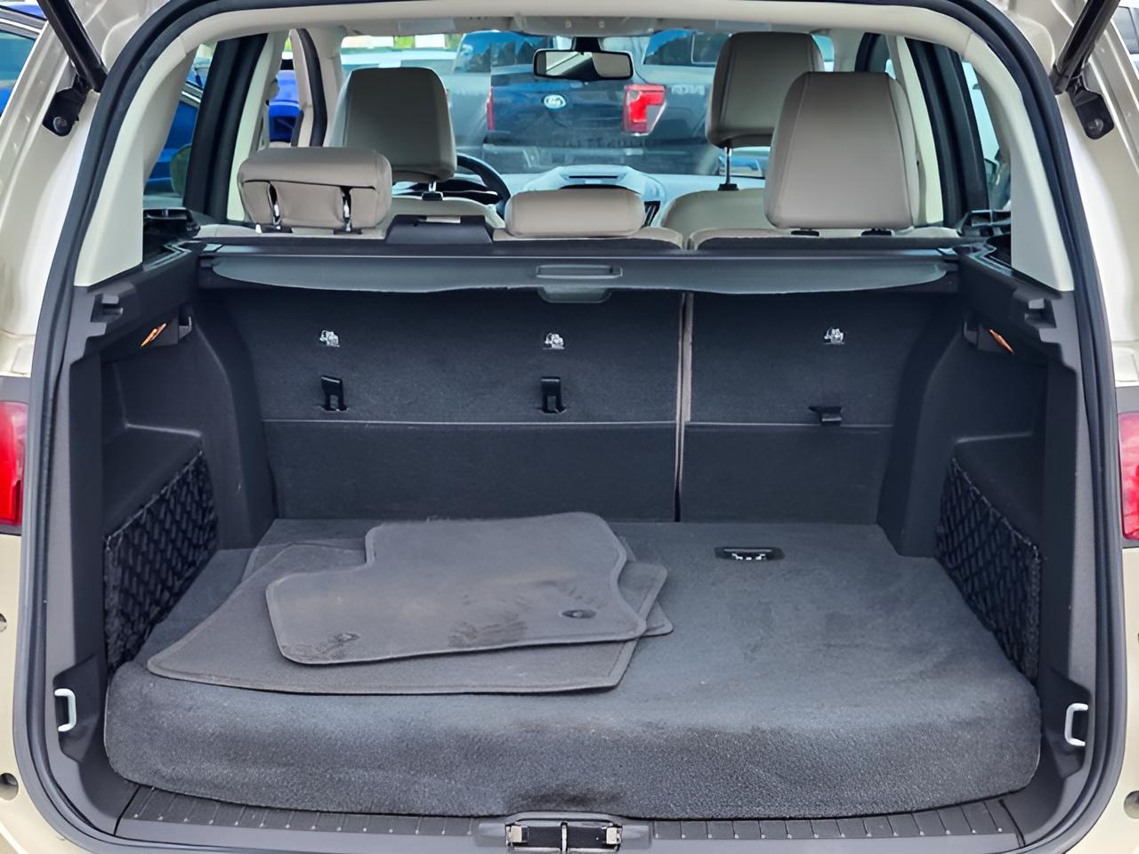 2017 Ford C-Max Hybrid Titanium