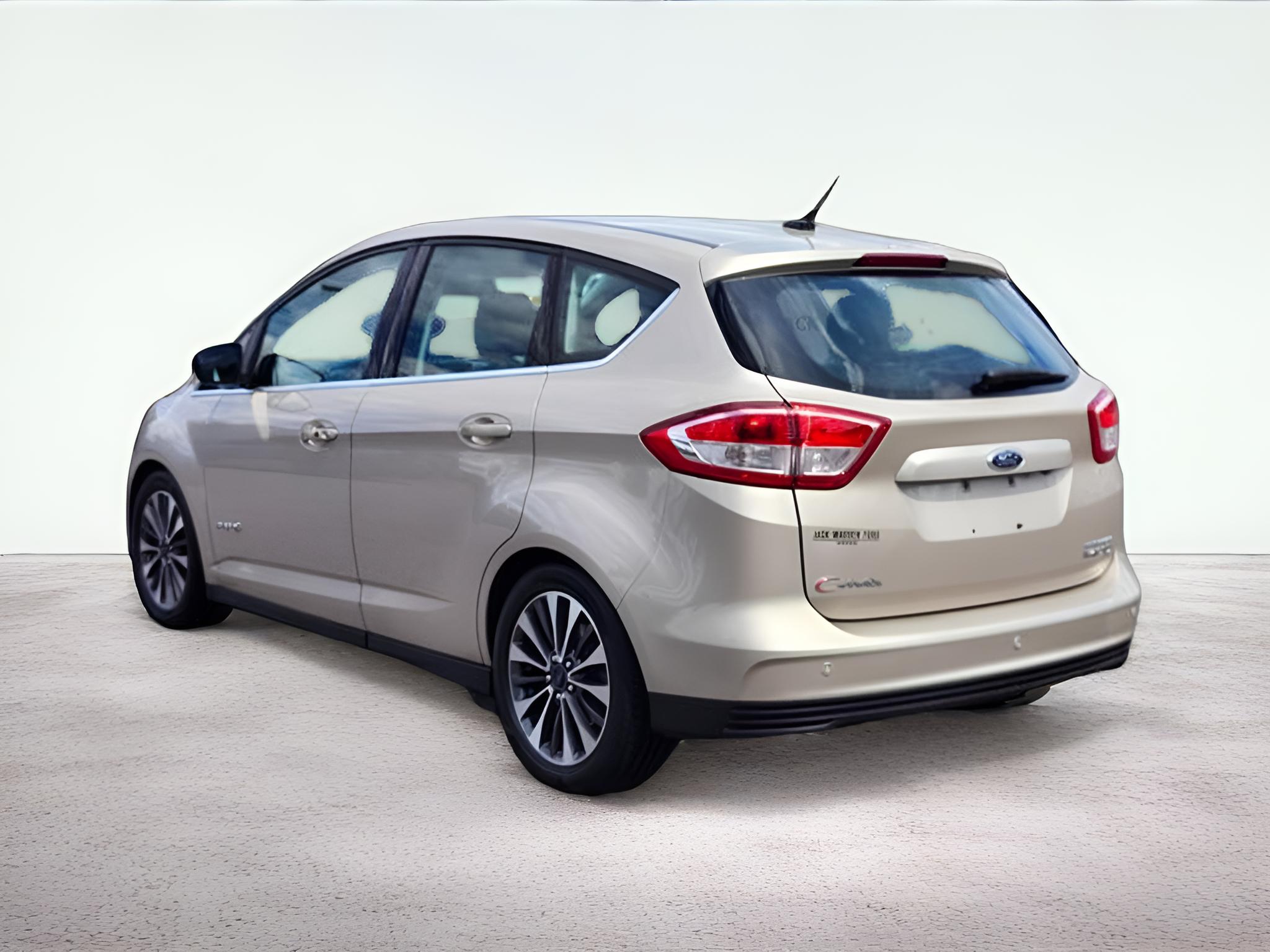 2017 Ford C-Max Hybrid Titanium