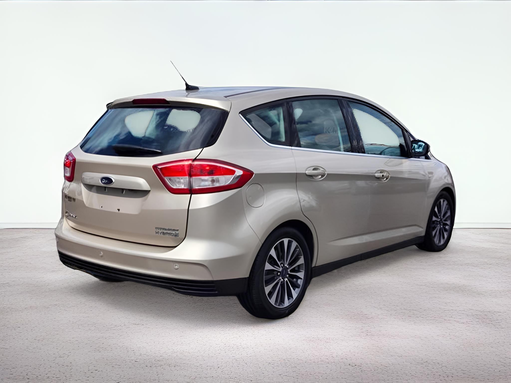 2017 Ford C-Max Hybrid Titanium