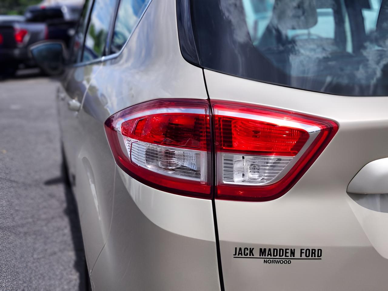 2017 Ford C-Max Hybrid Titanium