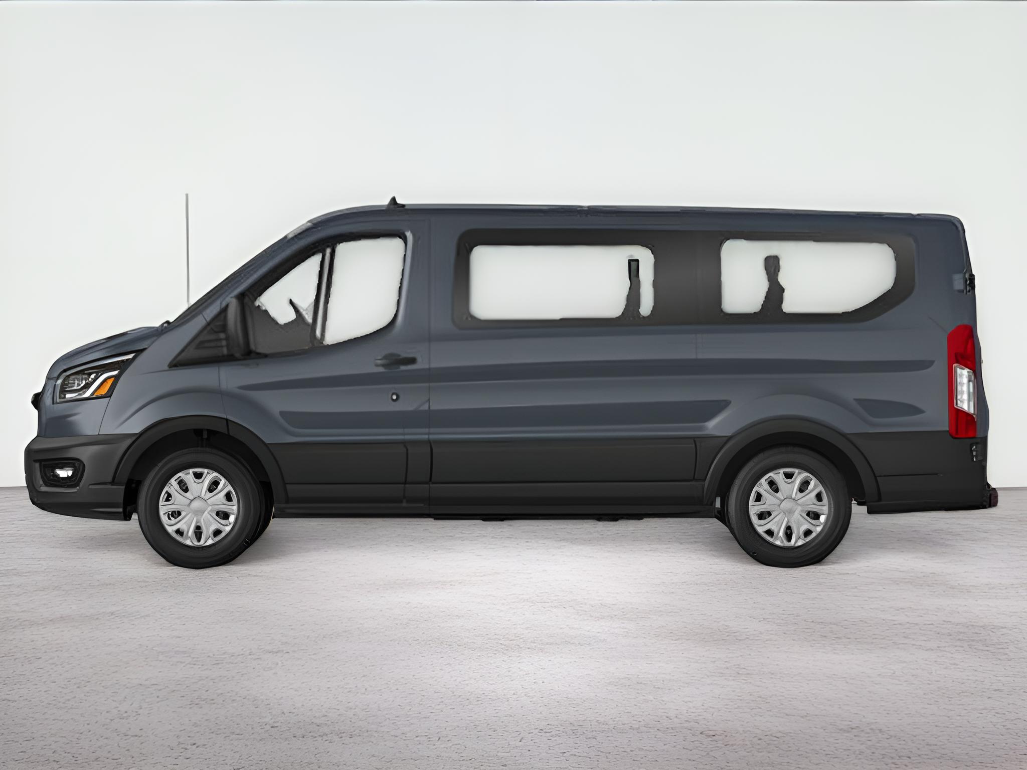 2022 Ford Transit-350 XL