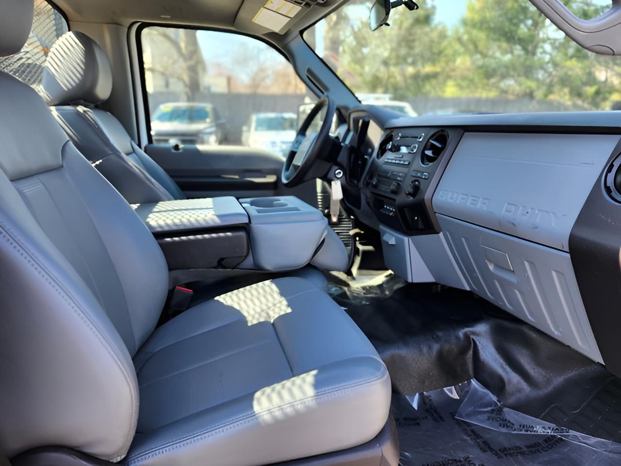 2015 Ford F-350SD XL DRW