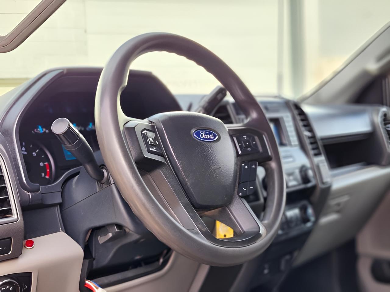 2022 Ford F-350SD XL DRW