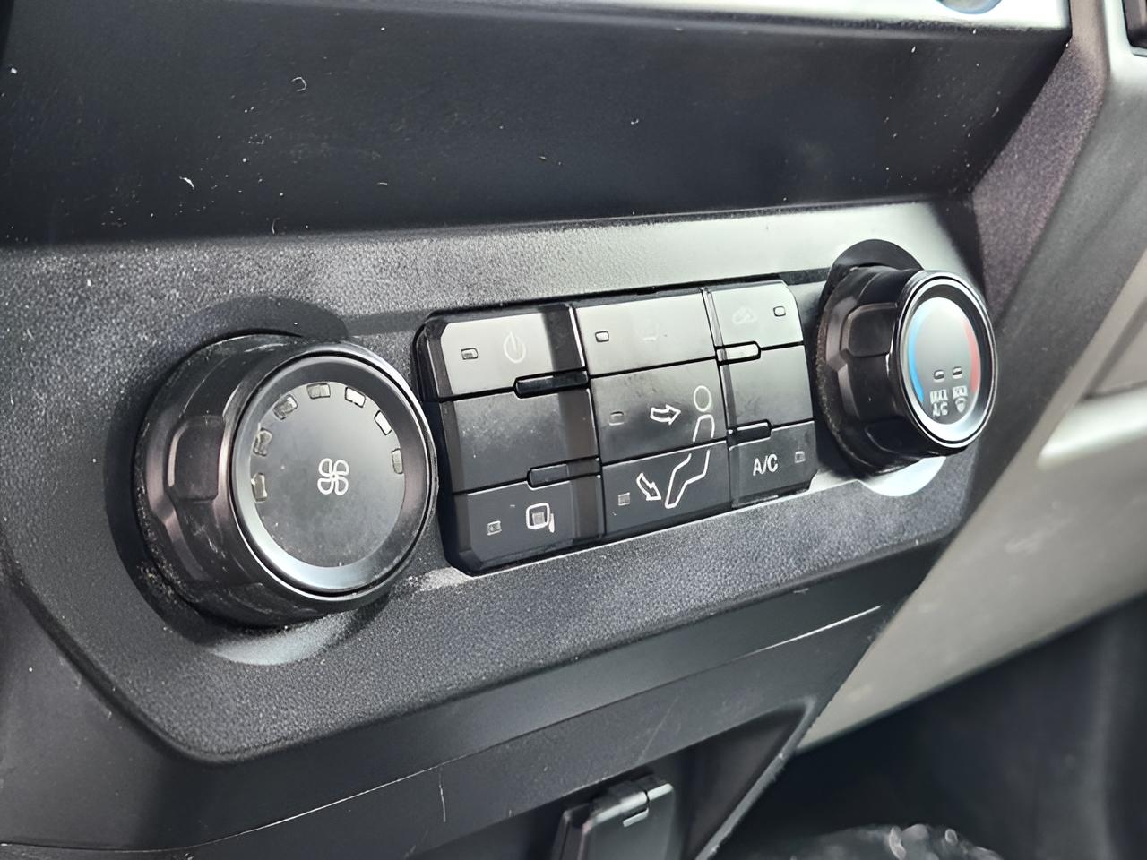 2022 Ford F-350SD XL DRW