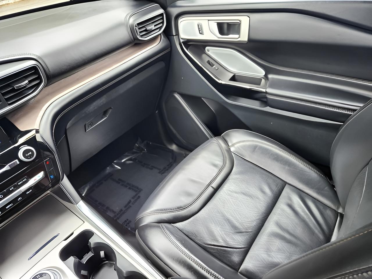 2023 Ford Explorer Platinum