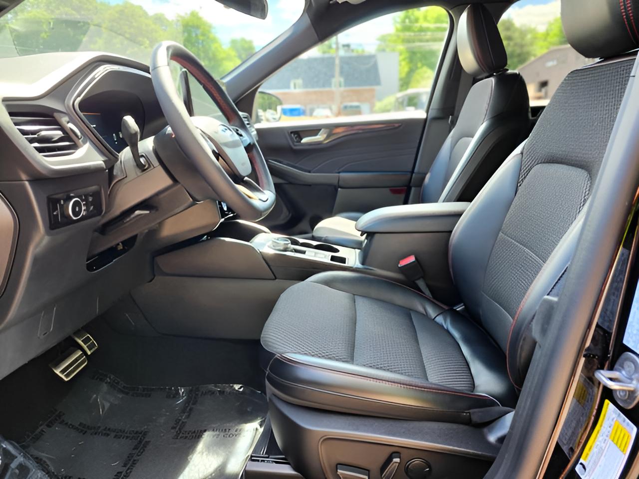 2023 Ford Escape ST-Line Select