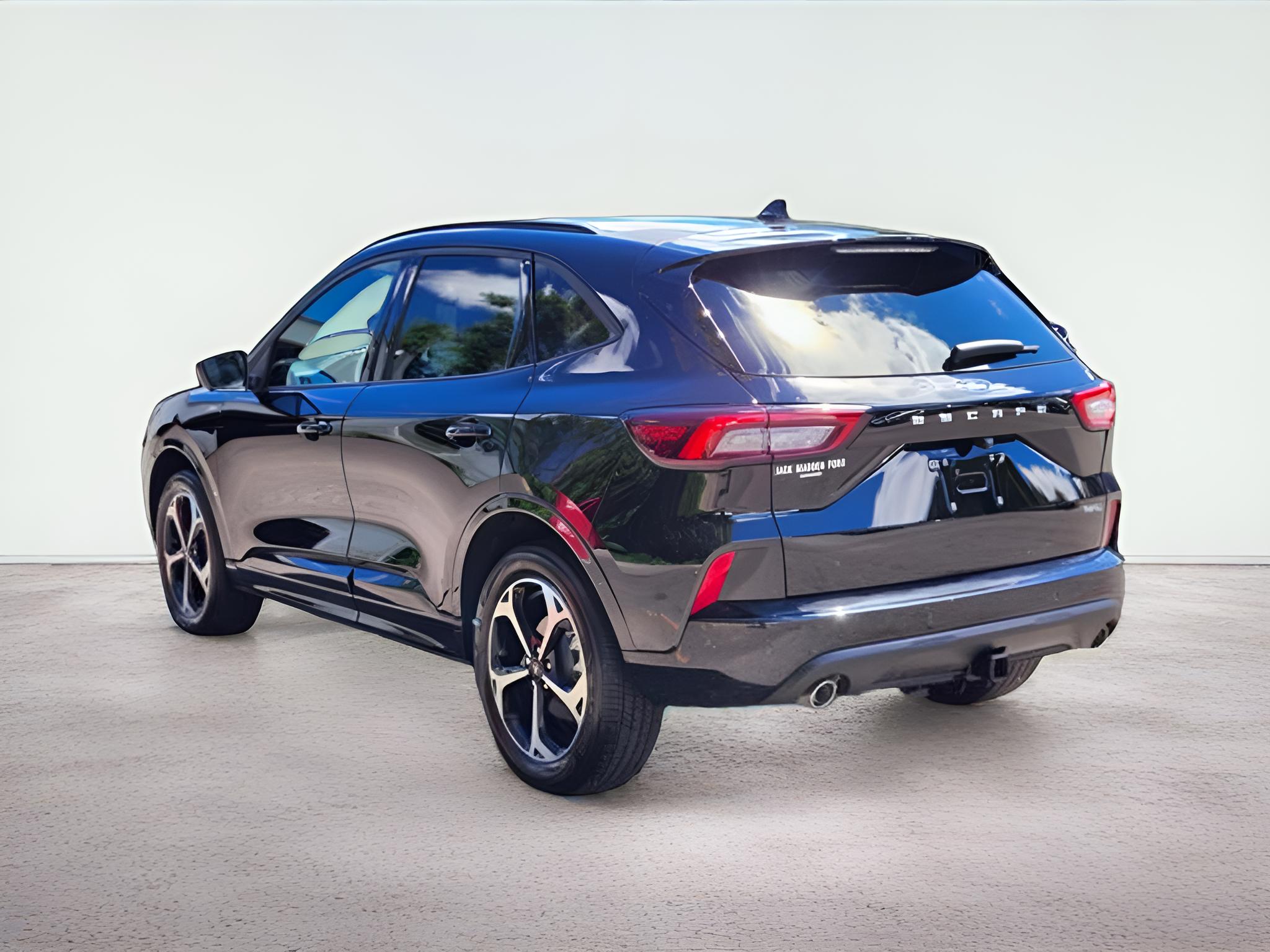 2023 Ford Escape ST-Line Select