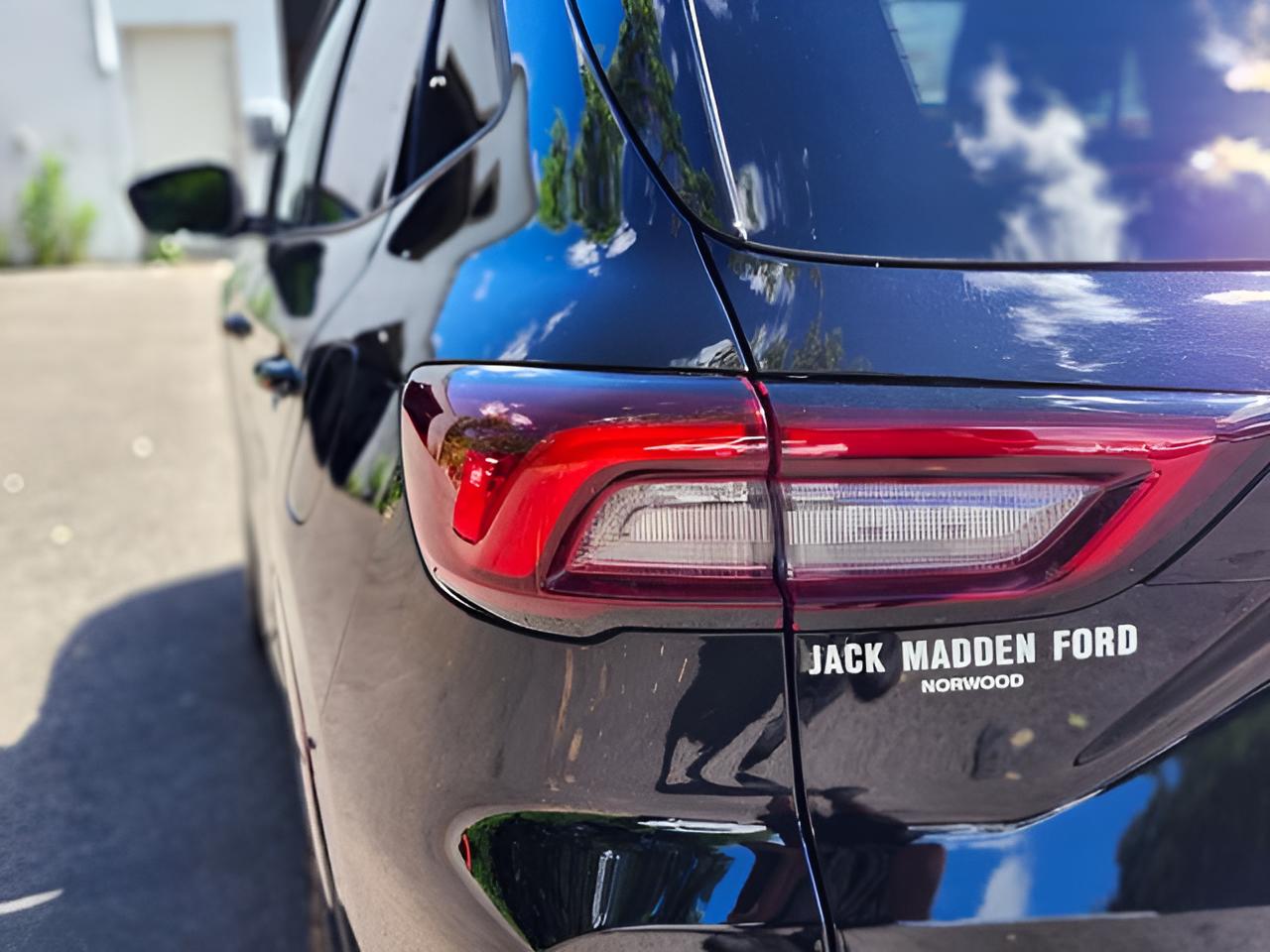 2023 Ford Escape ST-Line Select