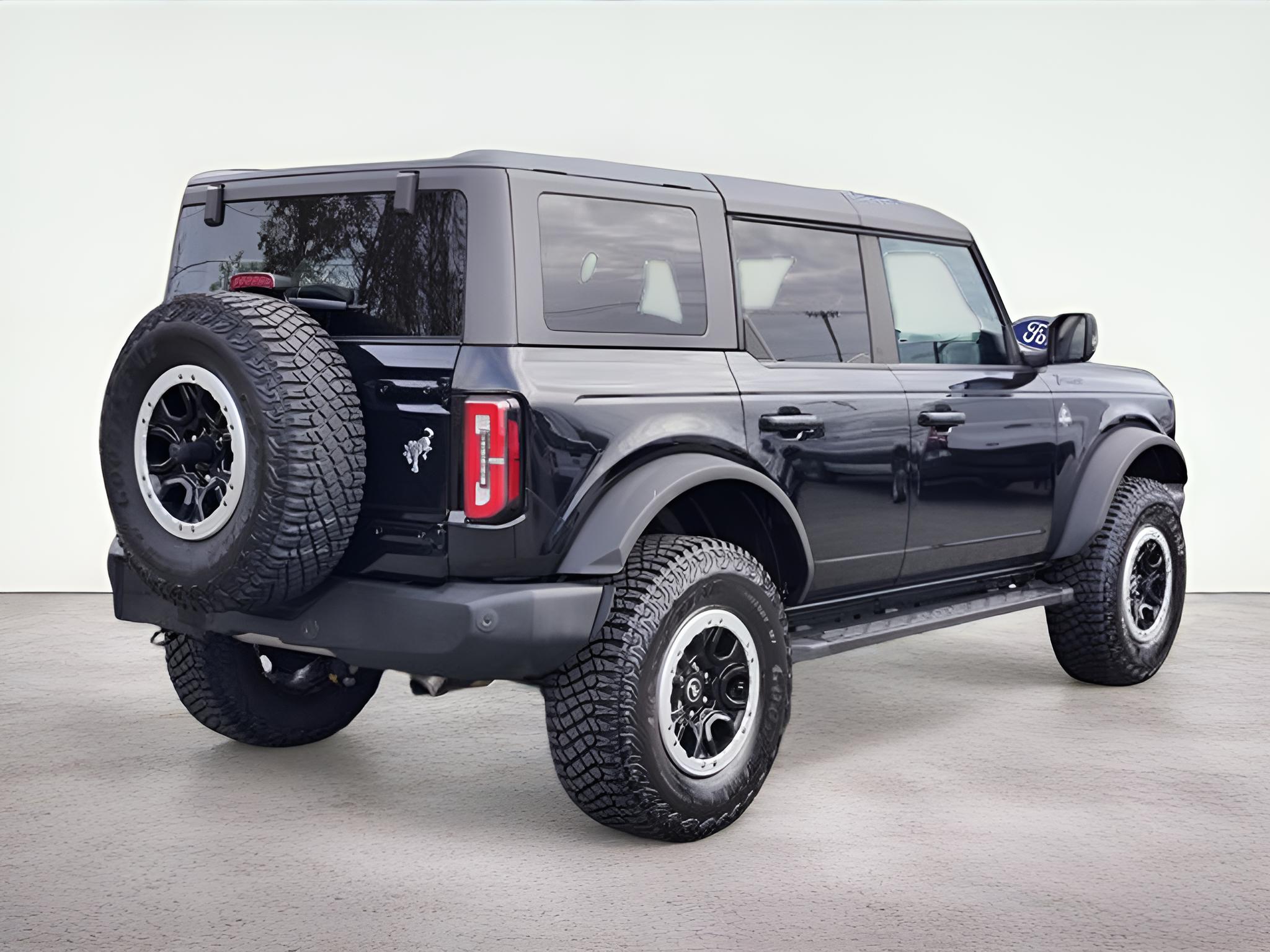 2023 Ford Bronco Outer Banks