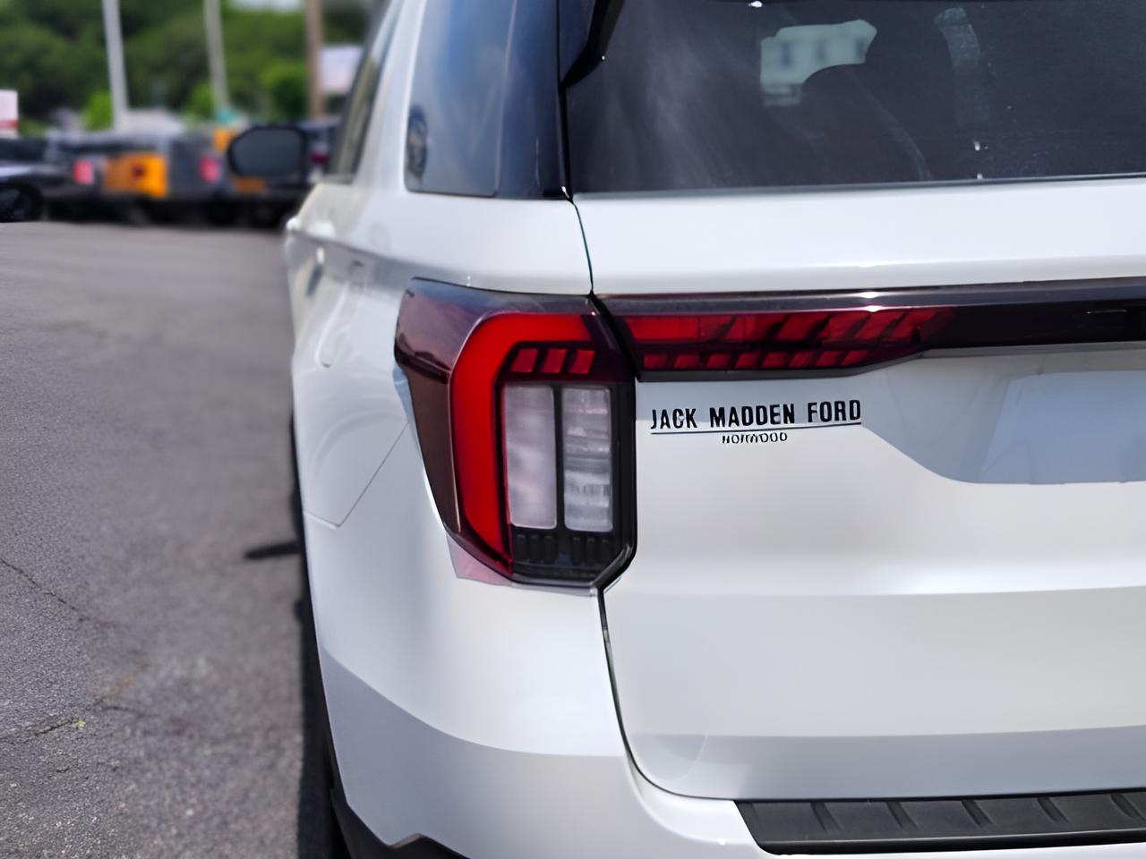 2025 Ford Explorer ST-Line