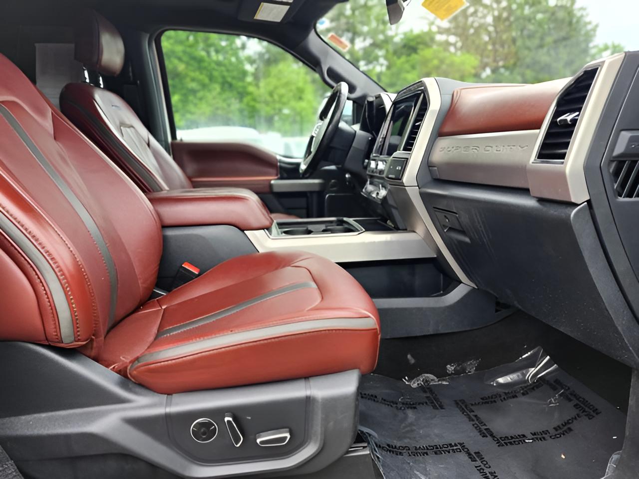 2022 Ford F-350SD Platinum
