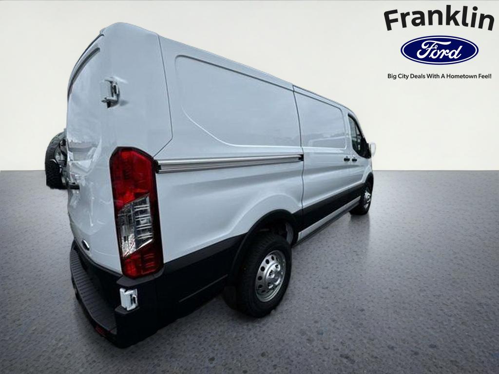 2024 Ford Transit-250 Base Low Roof Cargo