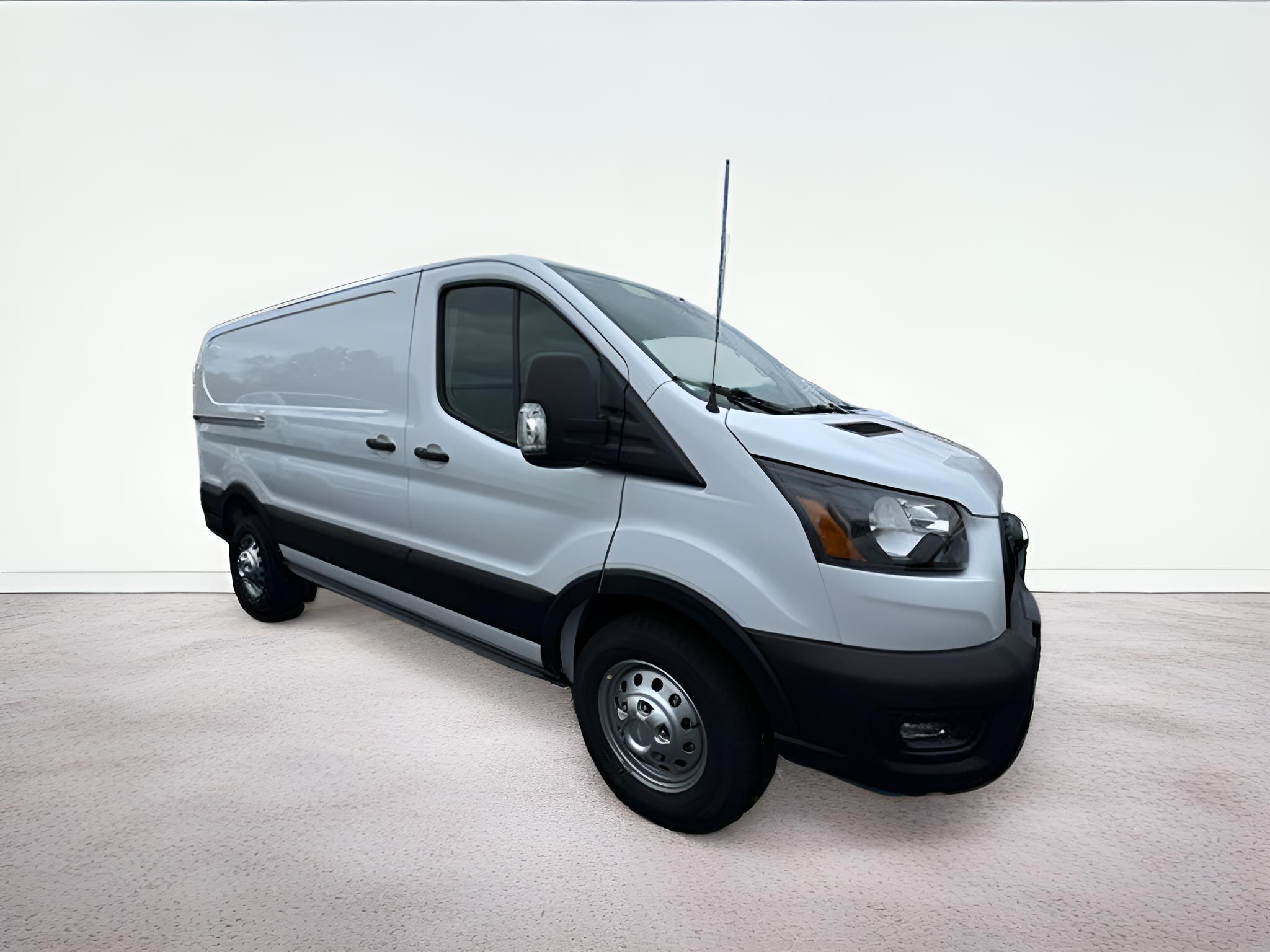 2024 Ford Transit-250 Base Low Roof Cargo