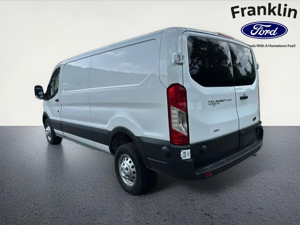 2024 Ford Transit-250 Base Low Roof Cargo