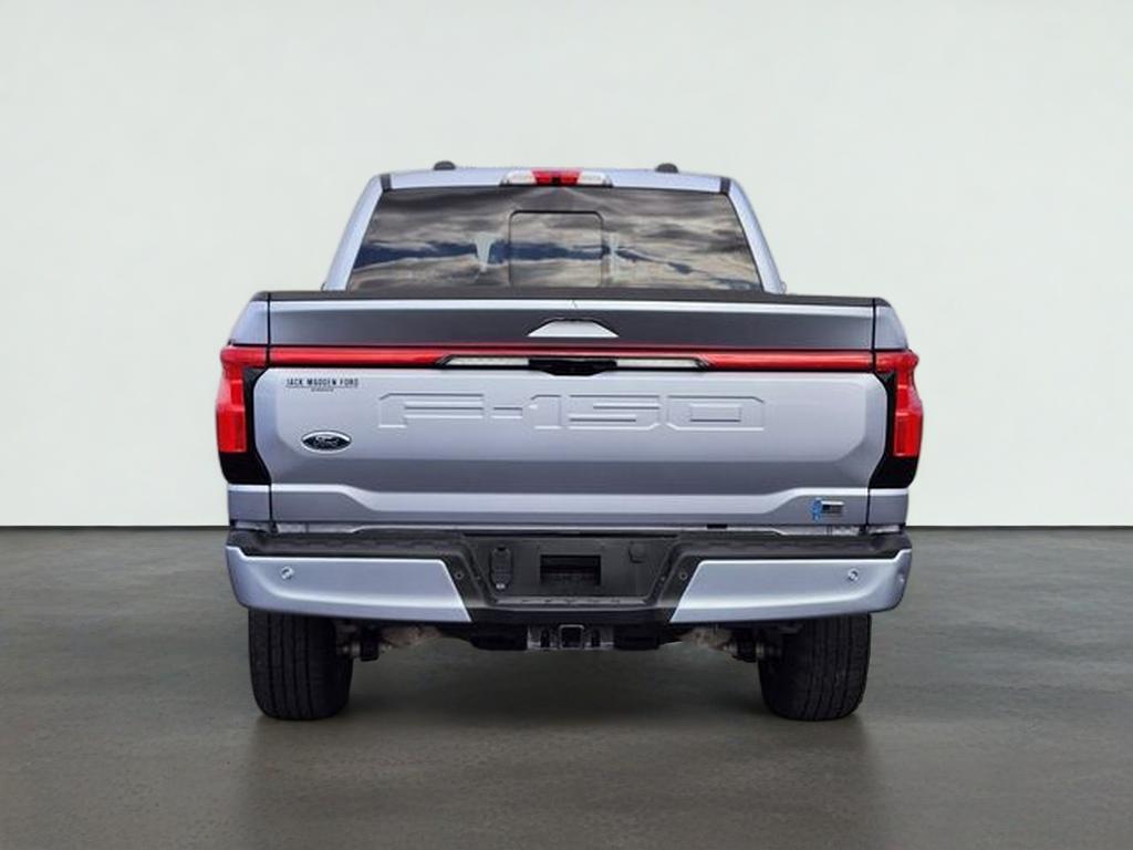 2022 Ford F-150 Lightning Lariat