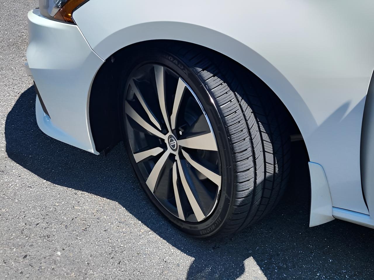 2021 Nissan Altima 2.0 SR