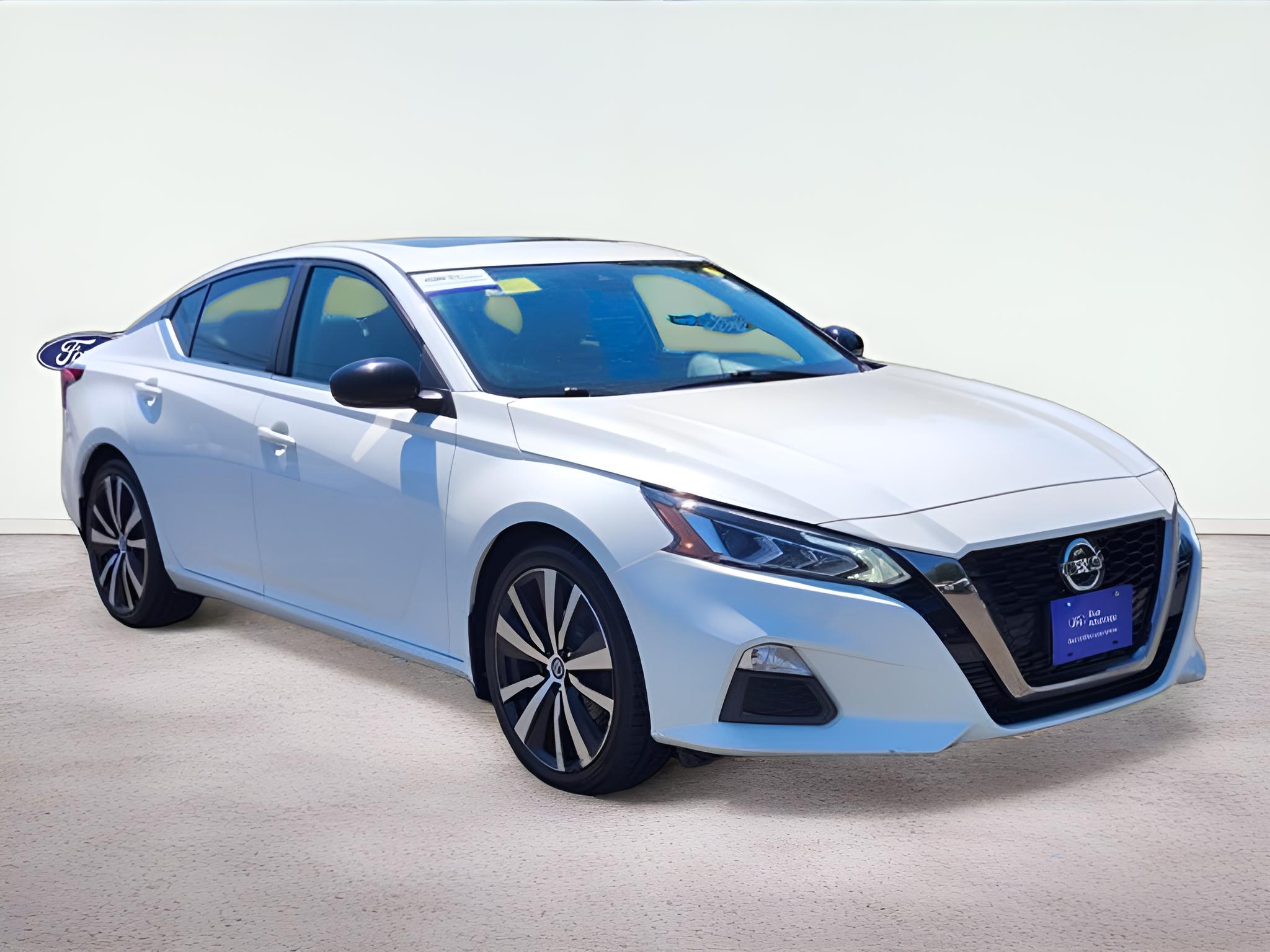 2021 Nissan Altima 2.0 SR