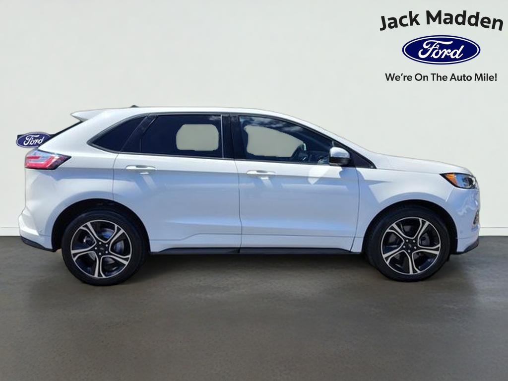 2022 Ford Edge ST