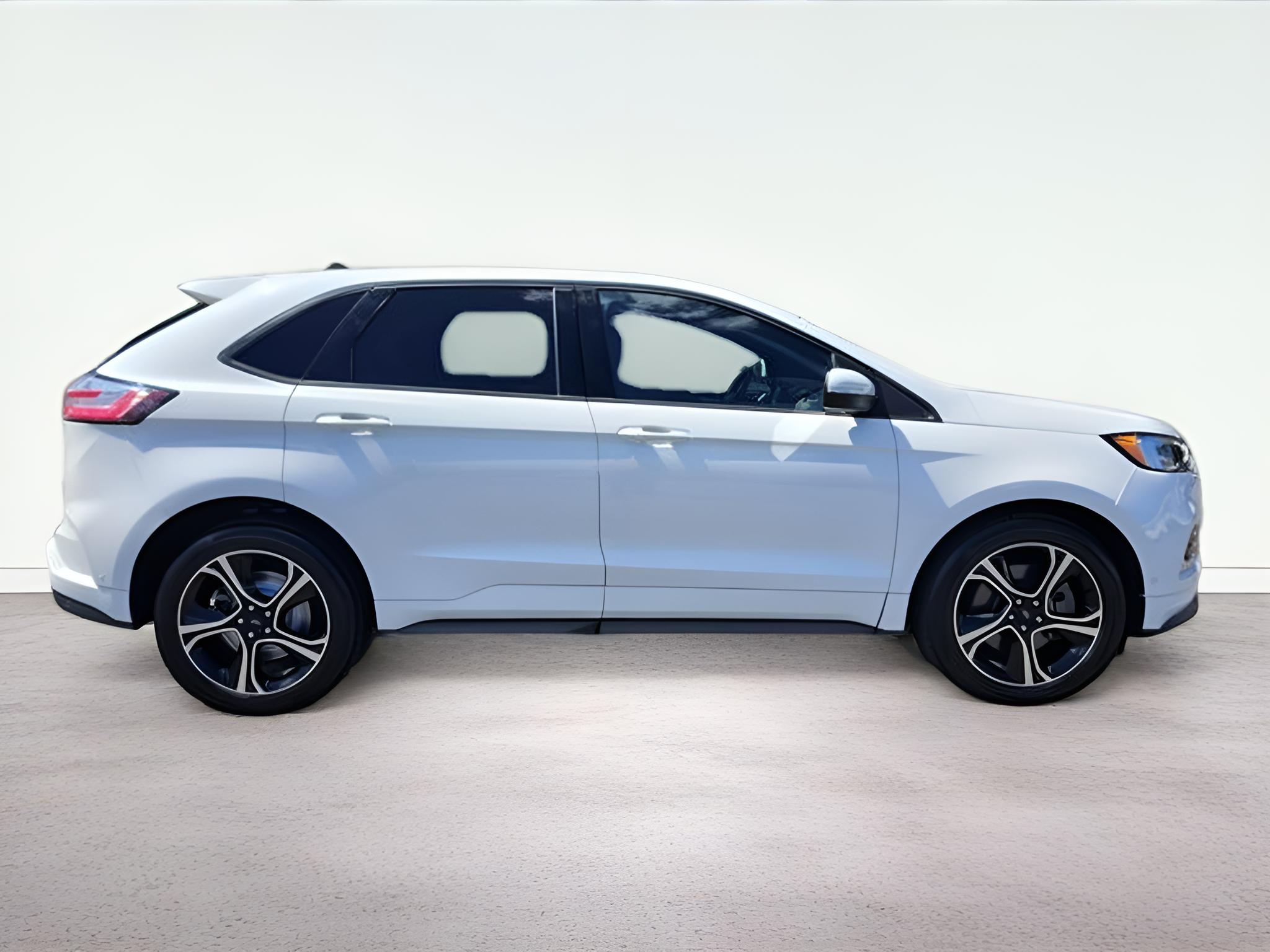 2022 Ford Edge ST