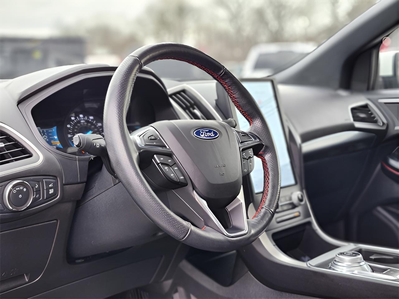 2022 Ford Edge ST Line