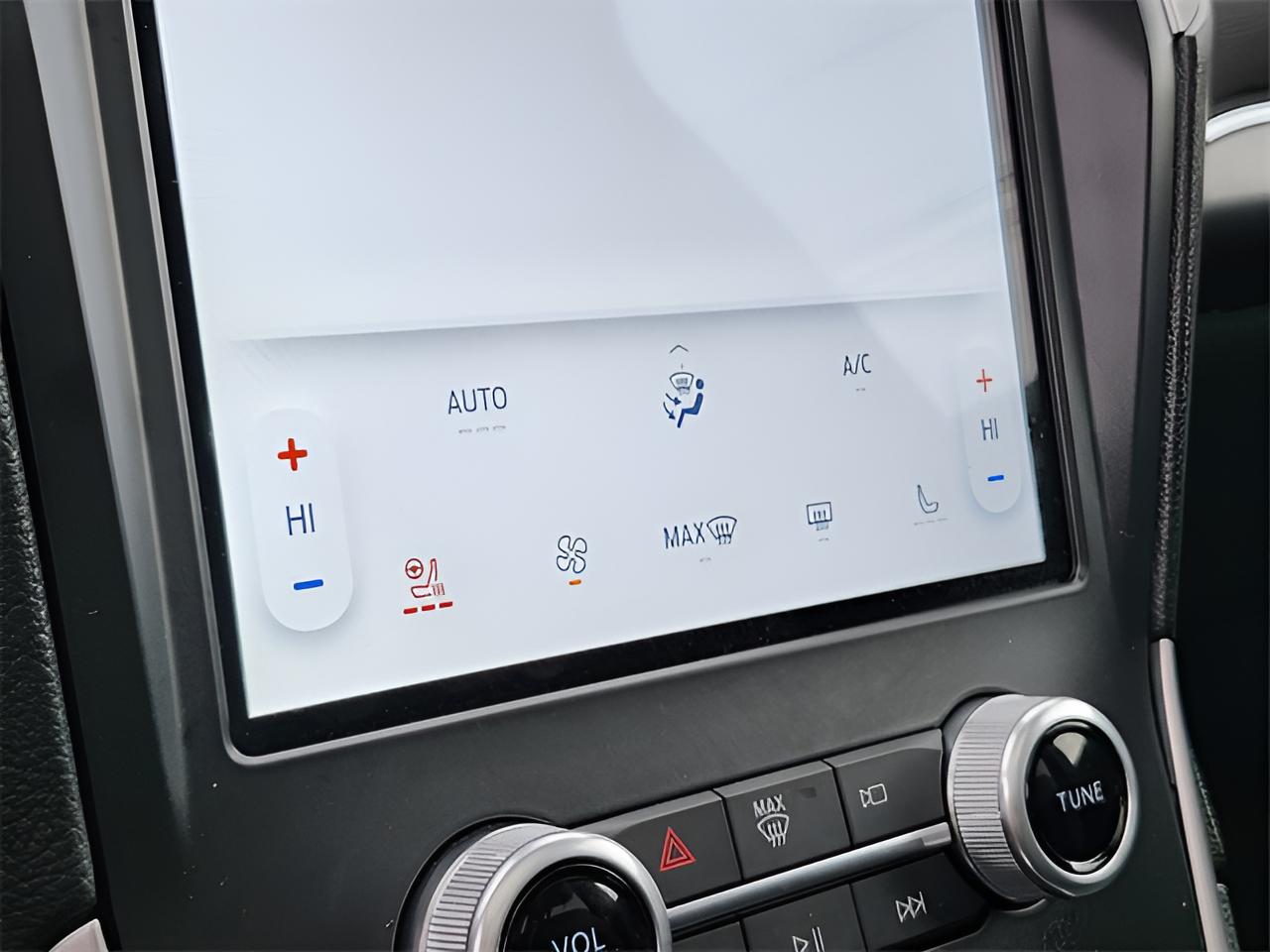 2022 Ford Edge ST Line