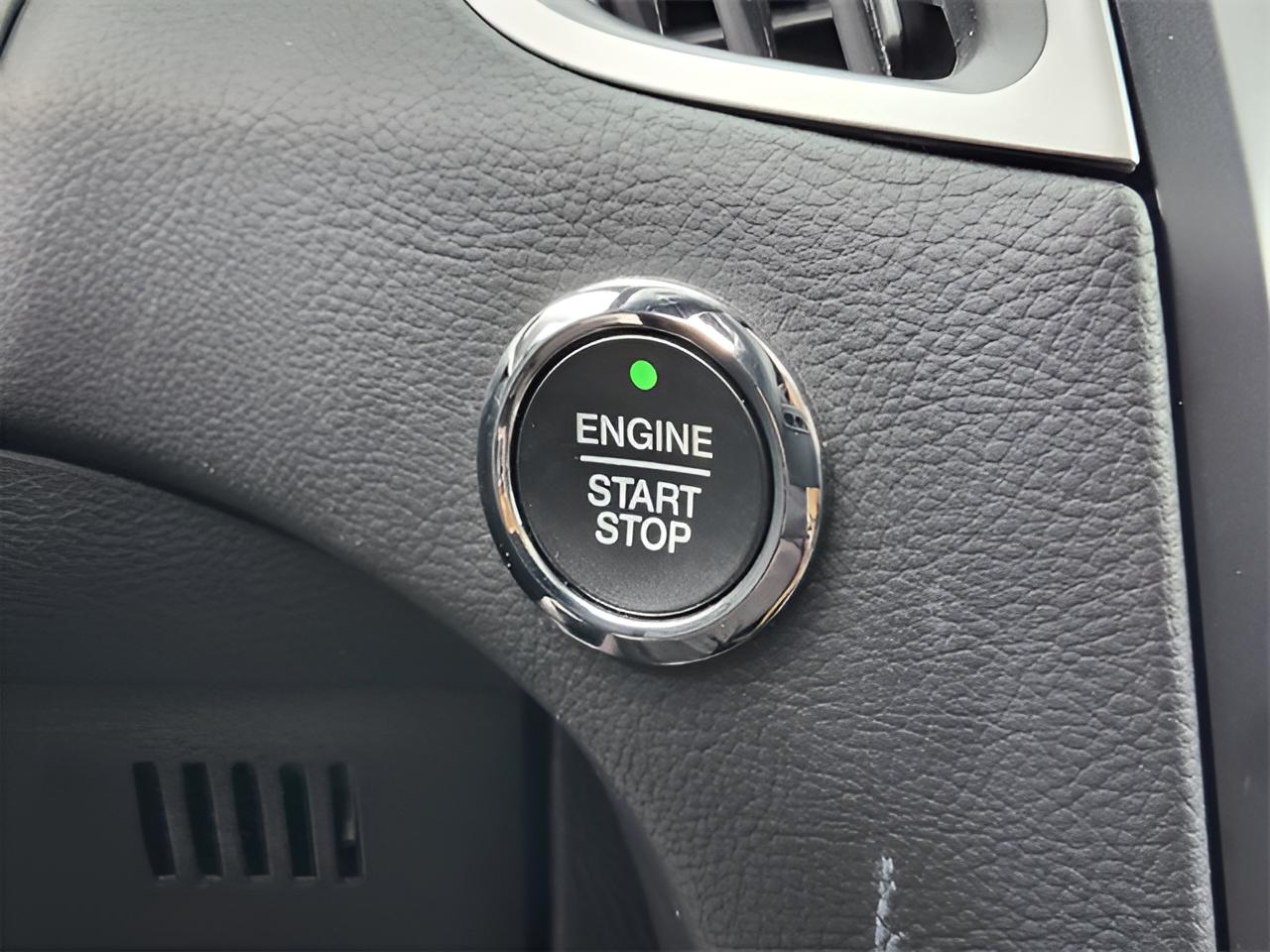 2022 Ford Edge ST Line