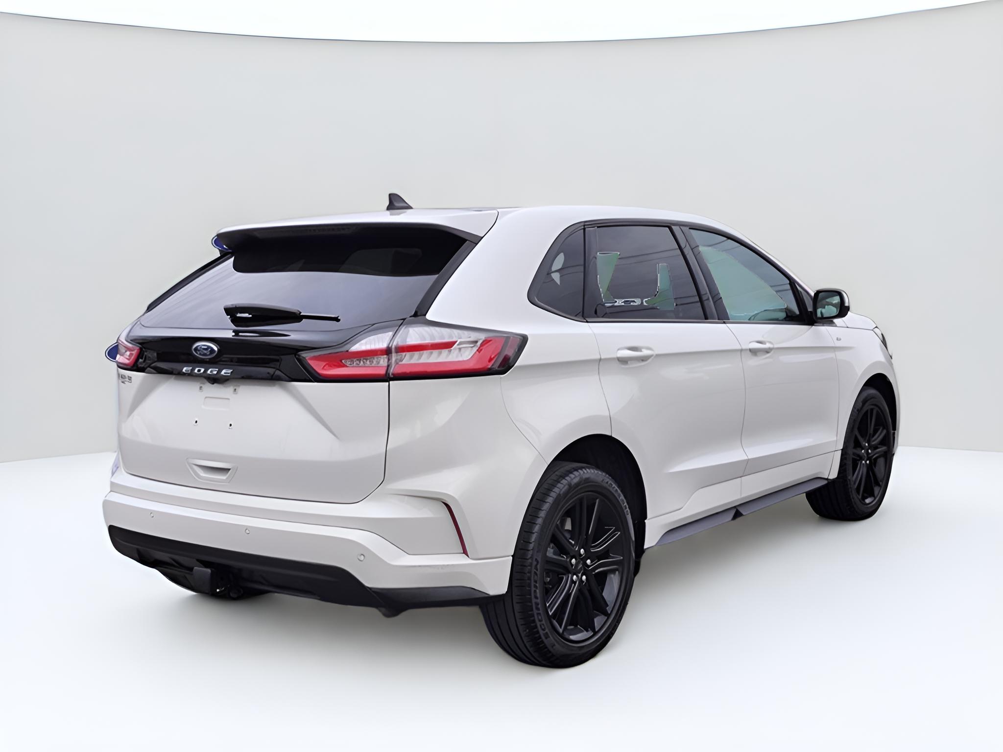 2022 Ford Edge ST Line