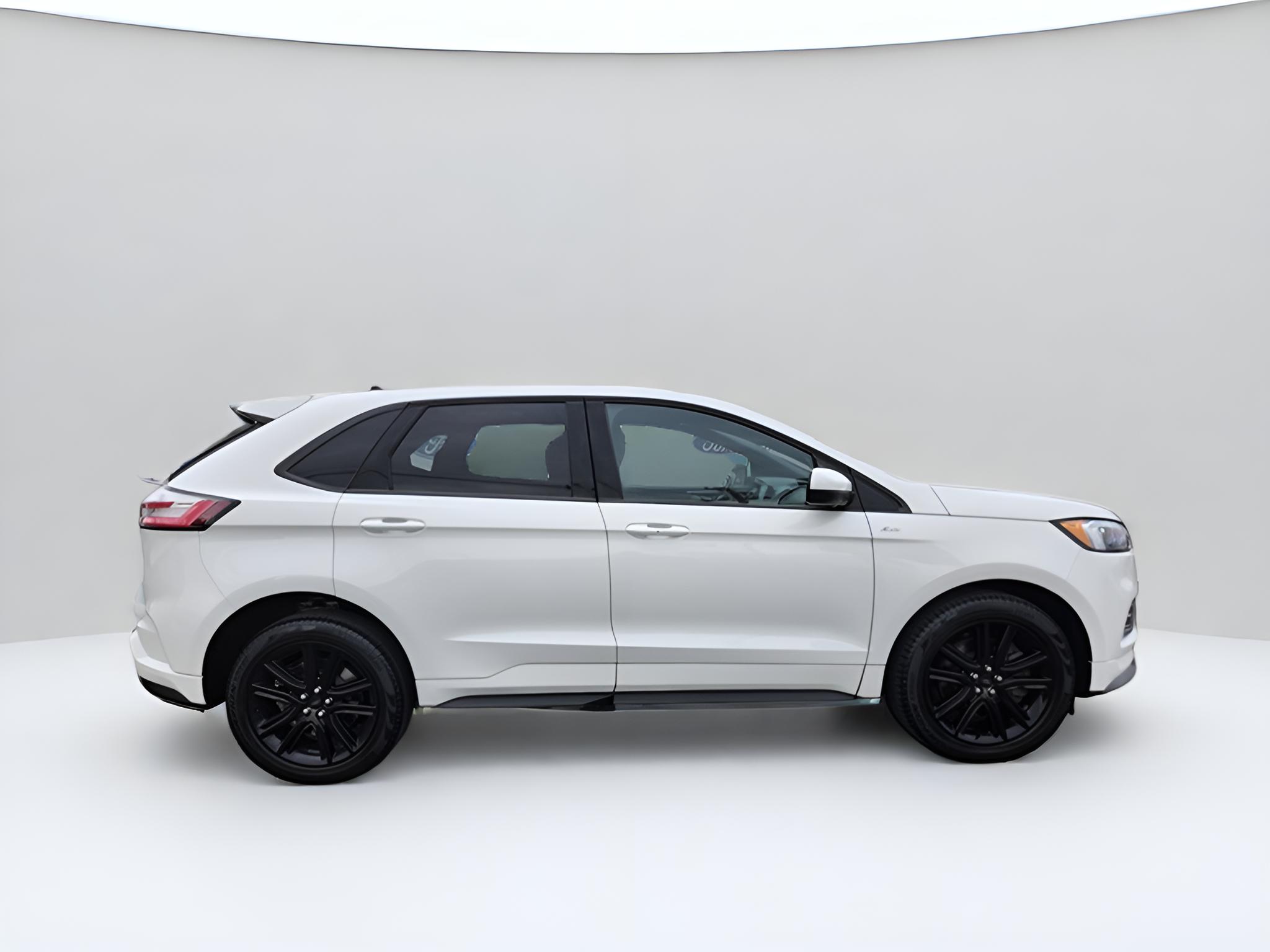 2022 Ford Edge ST Line