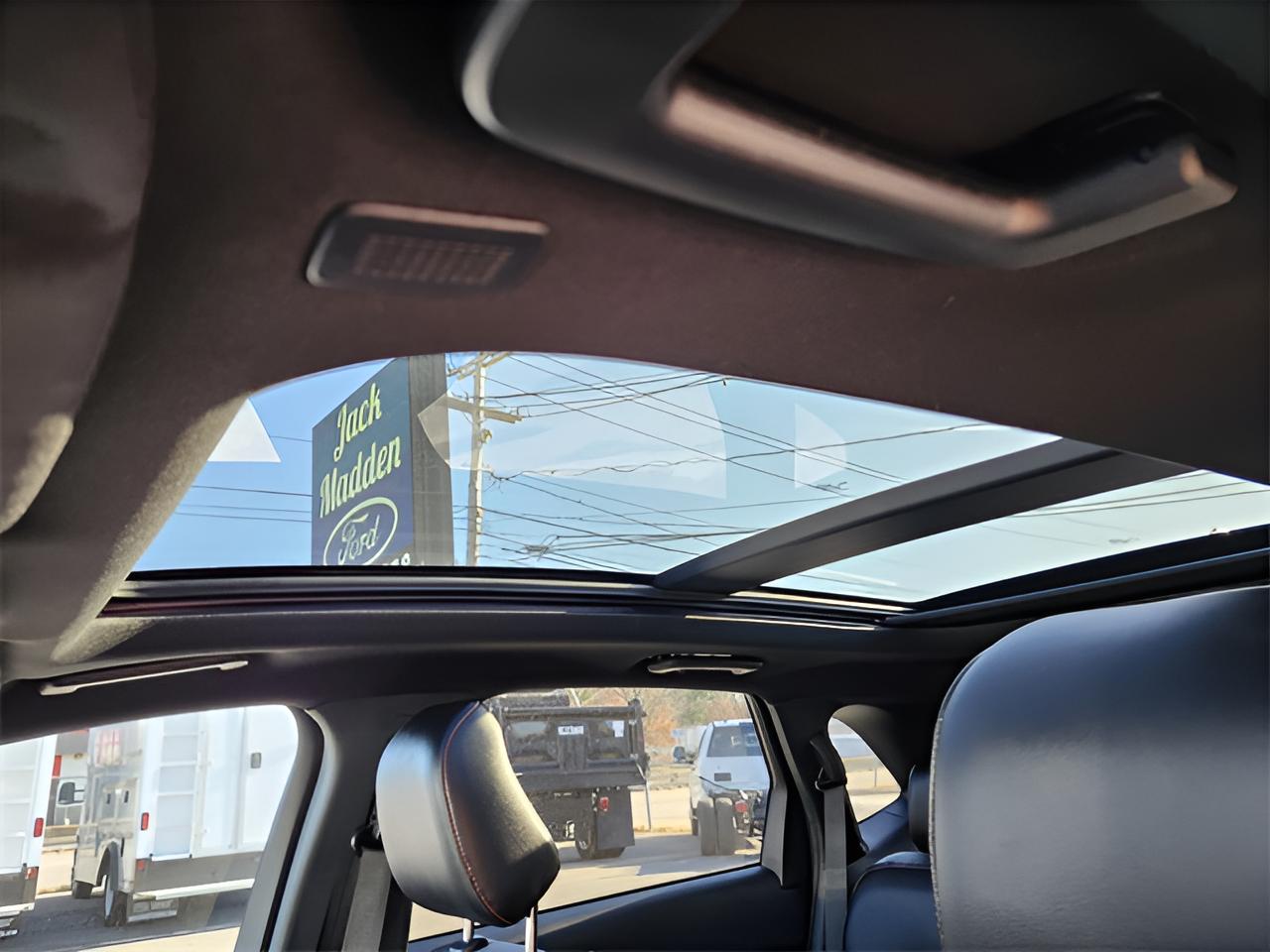 2022 Ford Edge ST Line