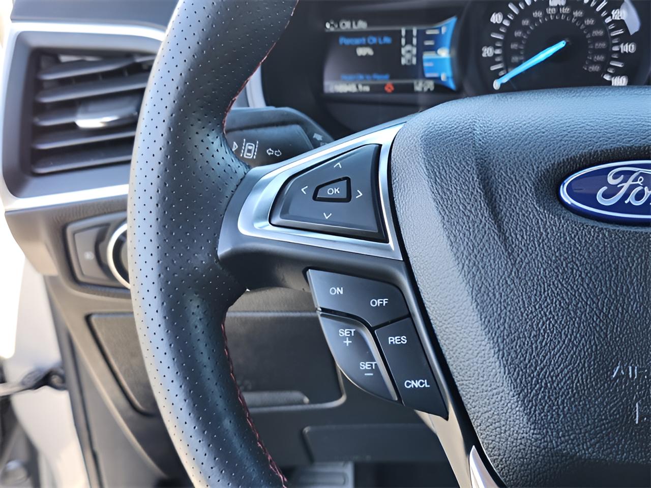 2022 Ford Edge ST Line