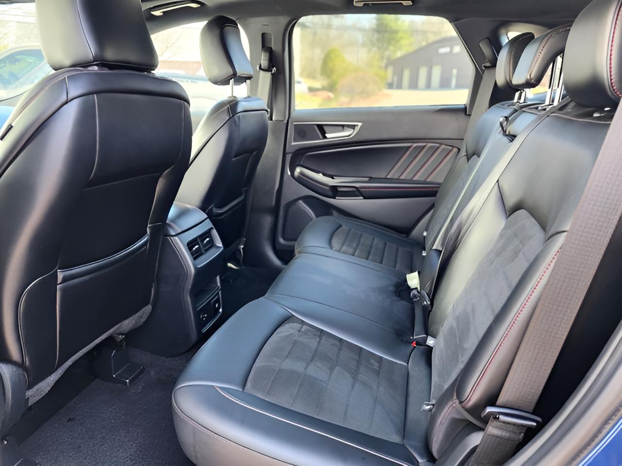 2022 Ford Edge ST Line