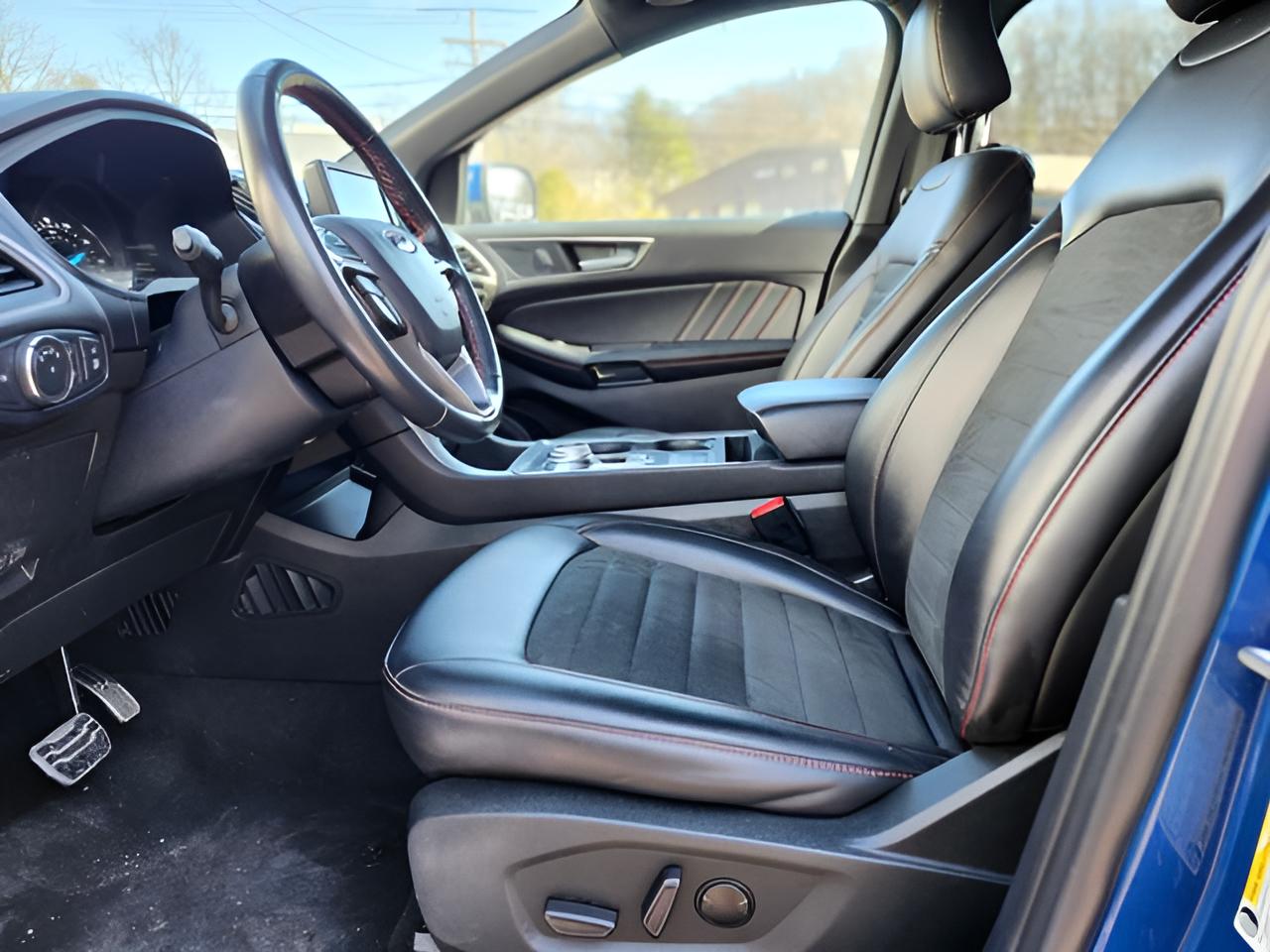 2022 Ford Edge ST Line
