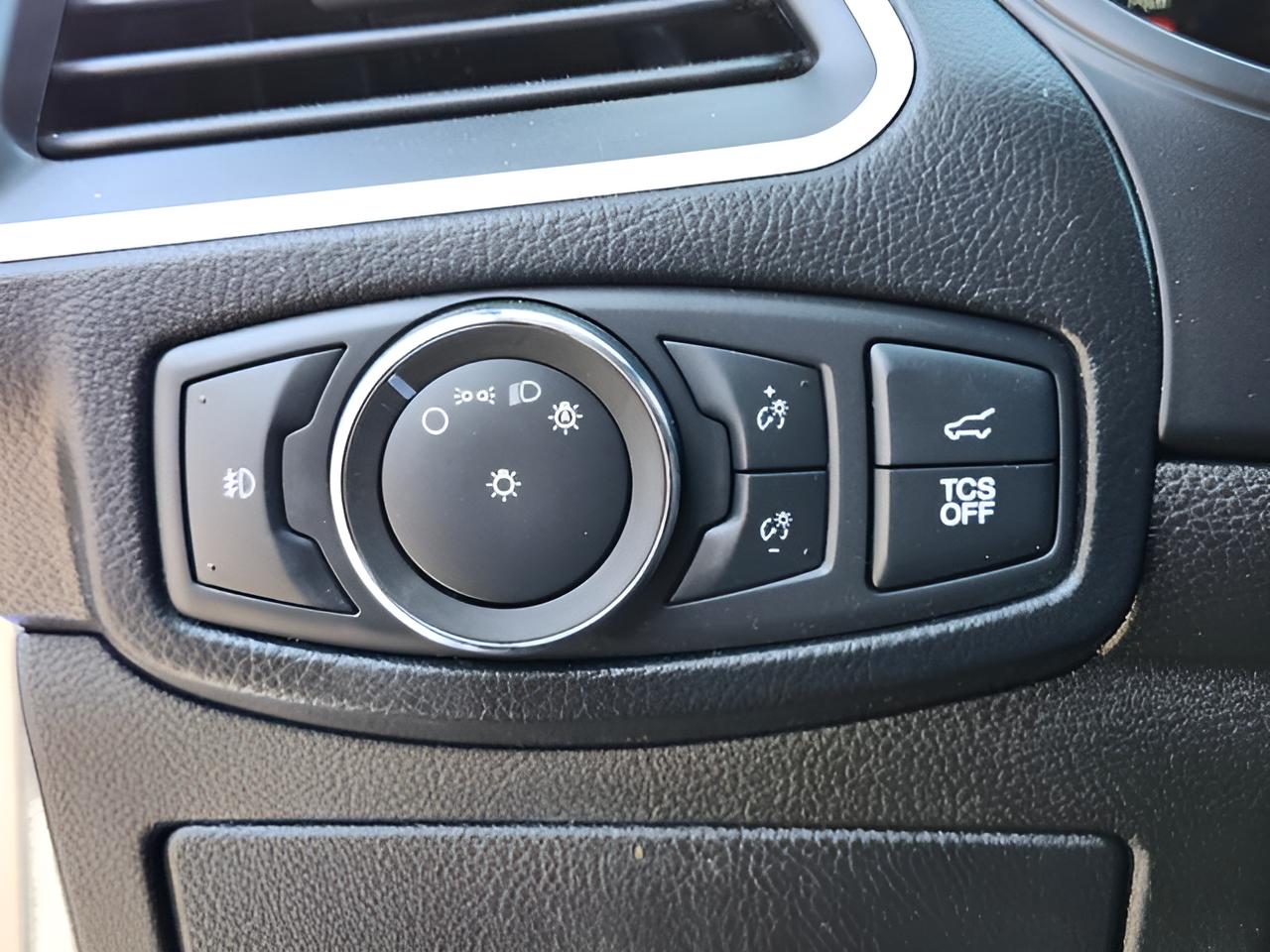 2022 Ford Edge ST Line