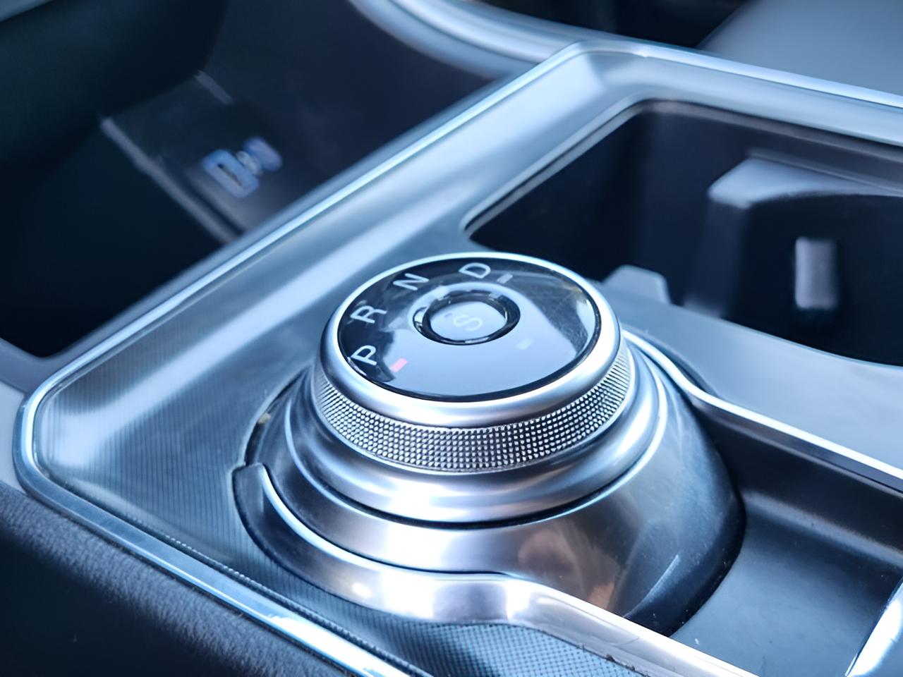 2022 Ford Edge ST Line