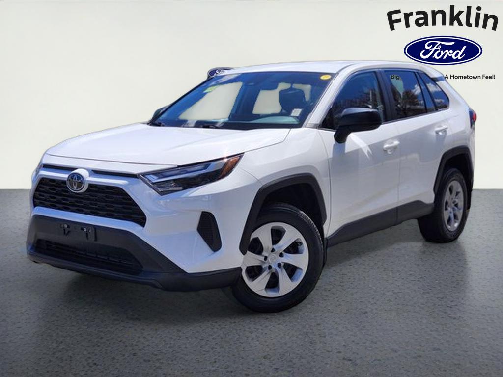 2023 Toyota RAV4 LE