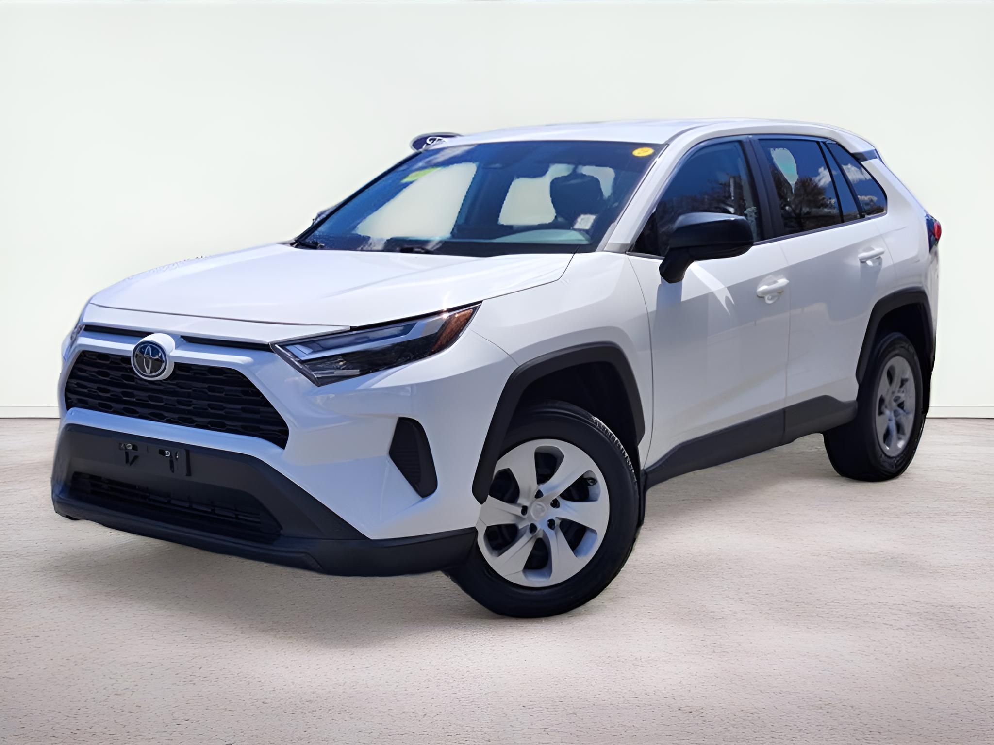 2023 Toyota RAV4 LE