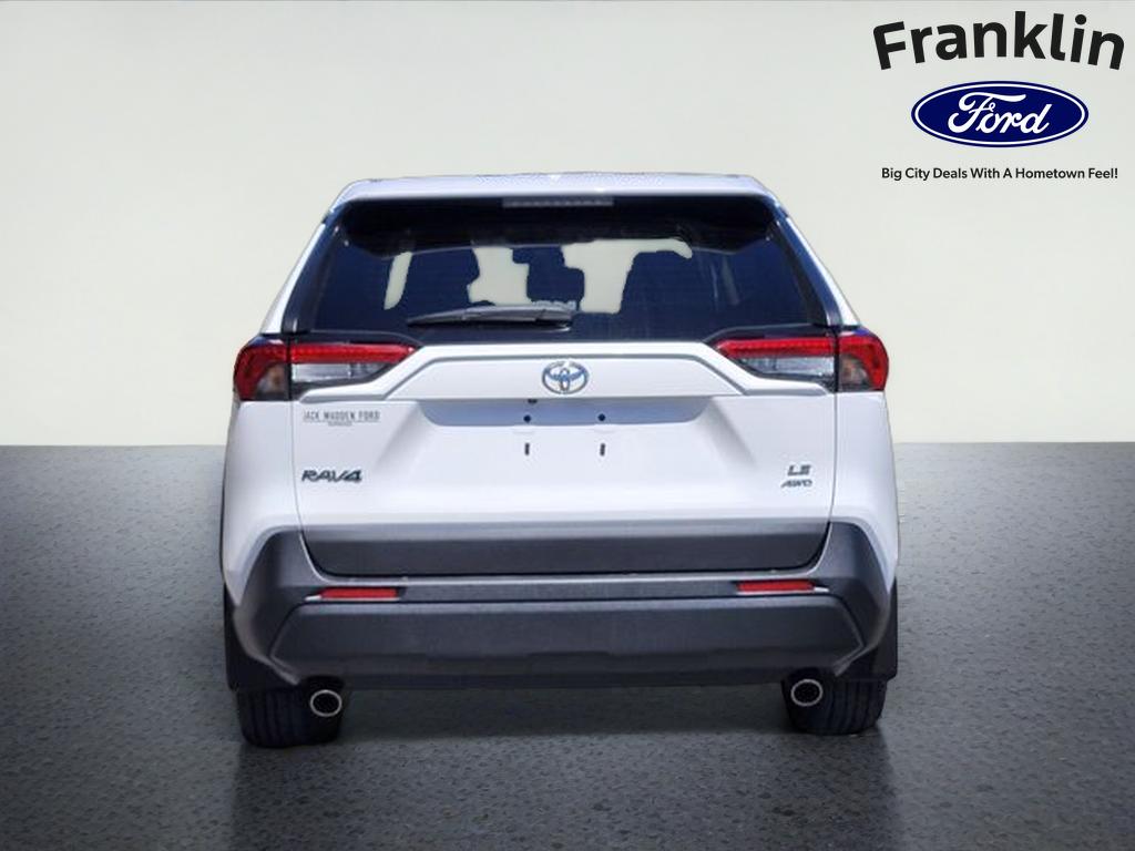 2023 Toyota RAV4 LE