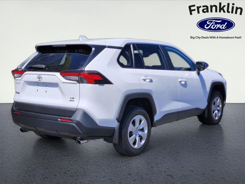 2023 Toyota RAV4 LE