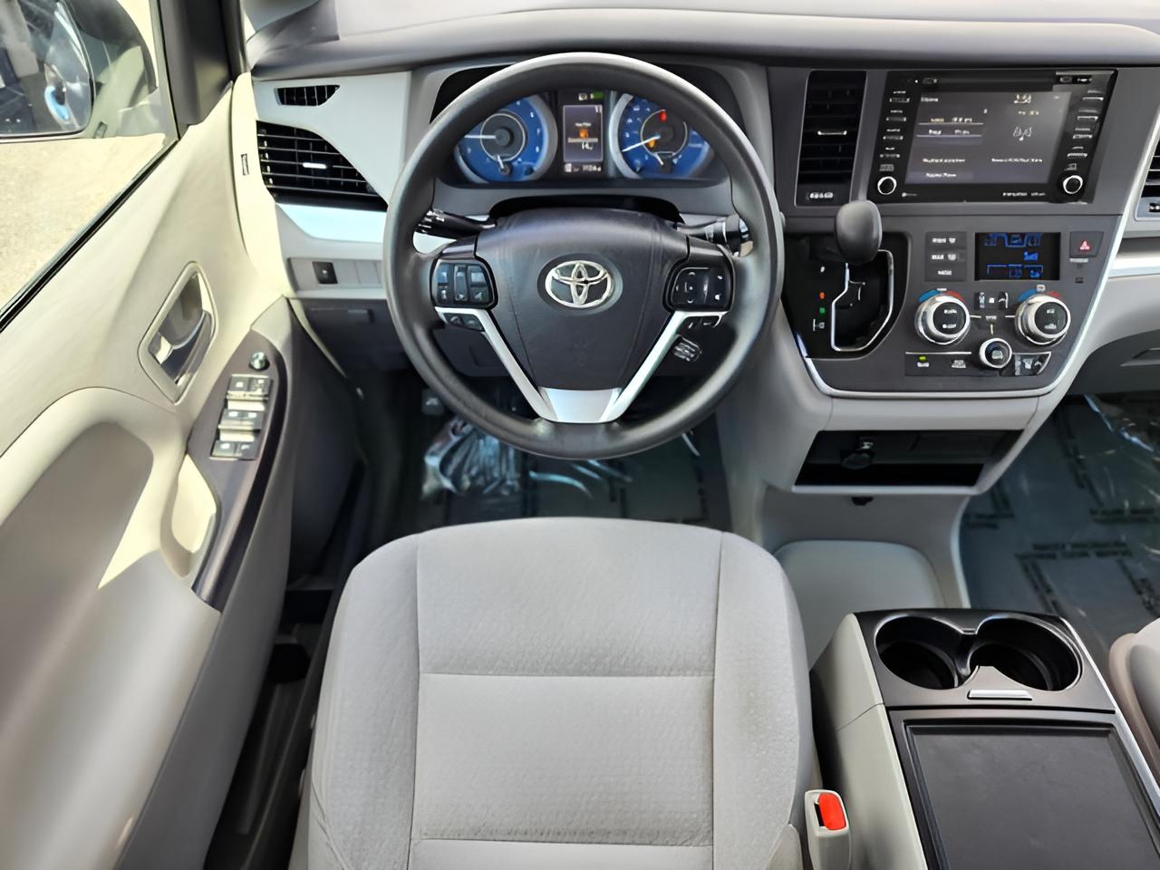 2020 Toyota Sienna LE 8 Passenger