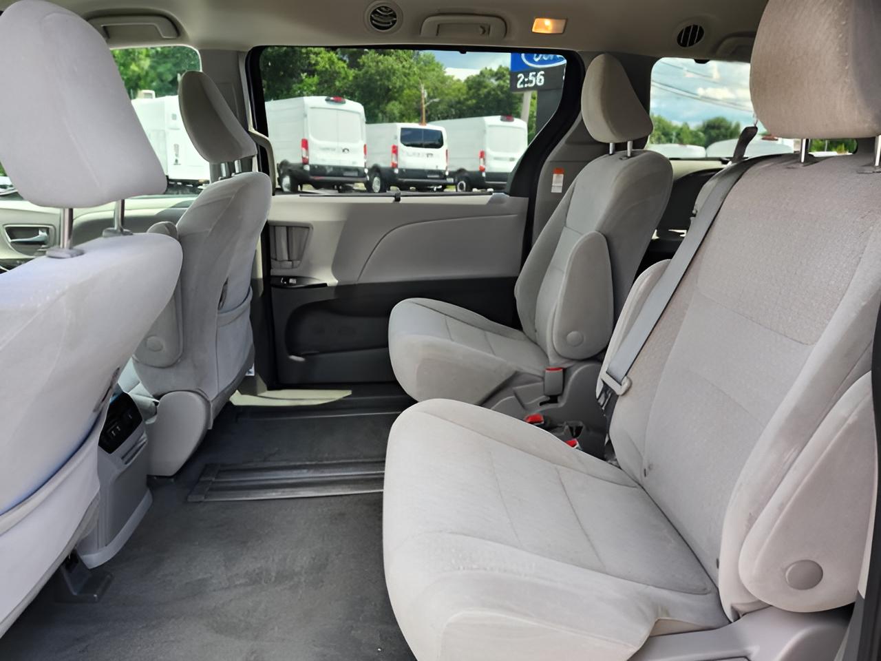 2020 Toyota Sienna LE 8 Passenger