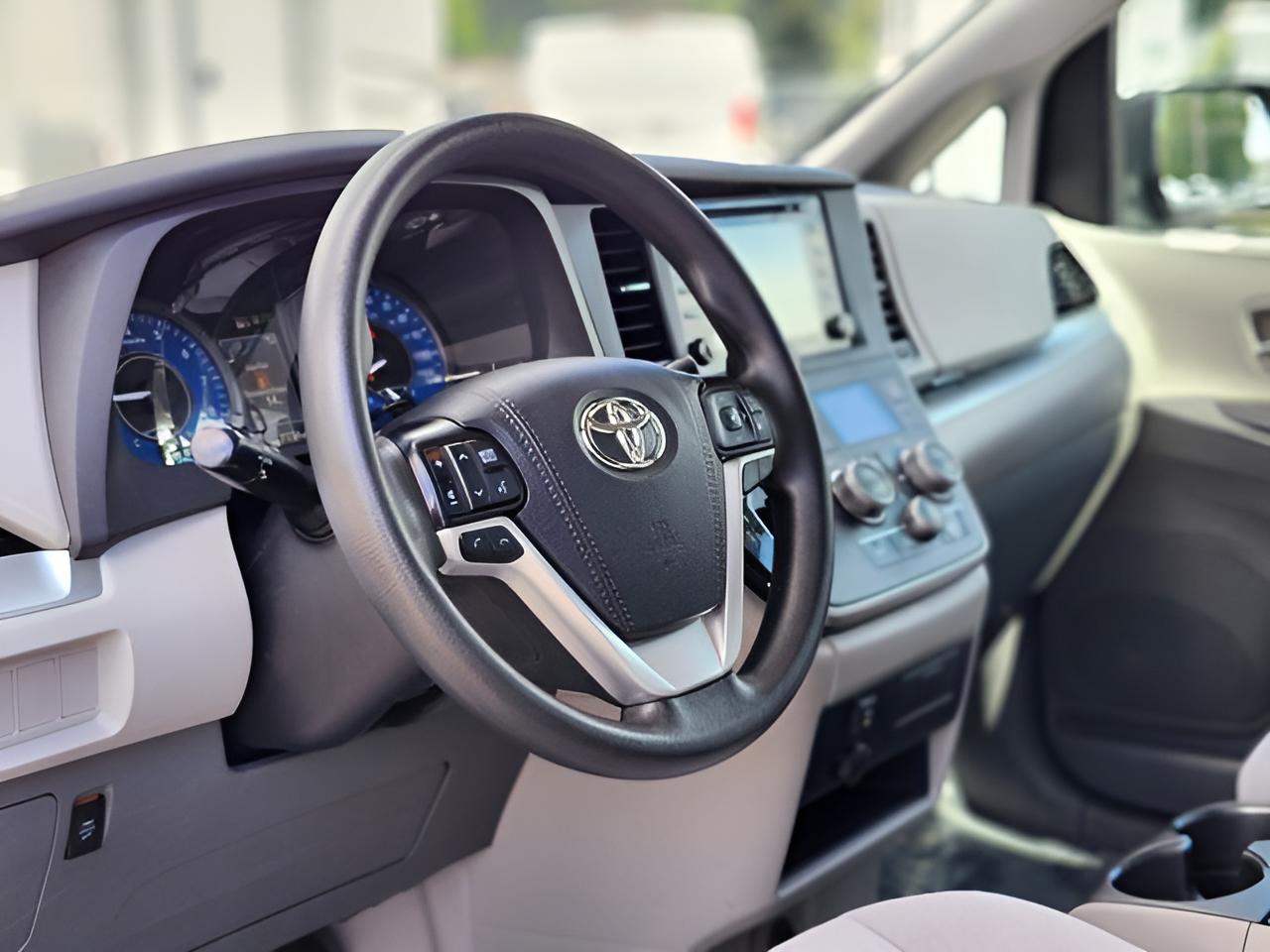 2020 Toyota Sienna LE 8 Passenger