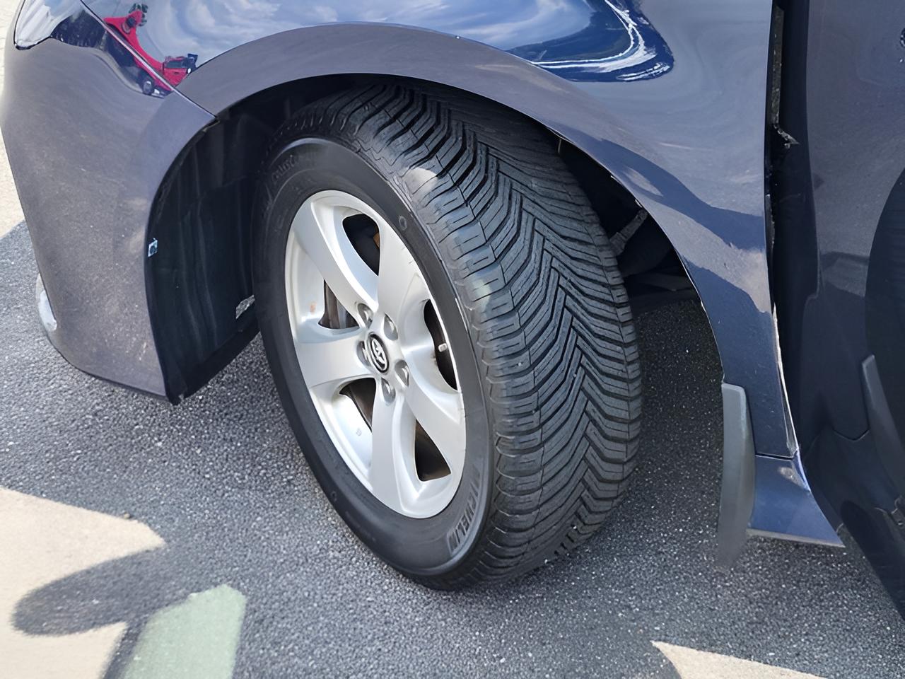 2020 Toyota Sienna LE 8 Passenger