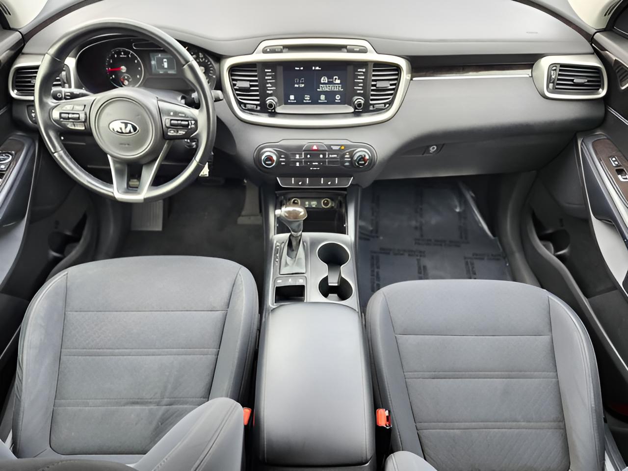 2018 Kia Sorento LX