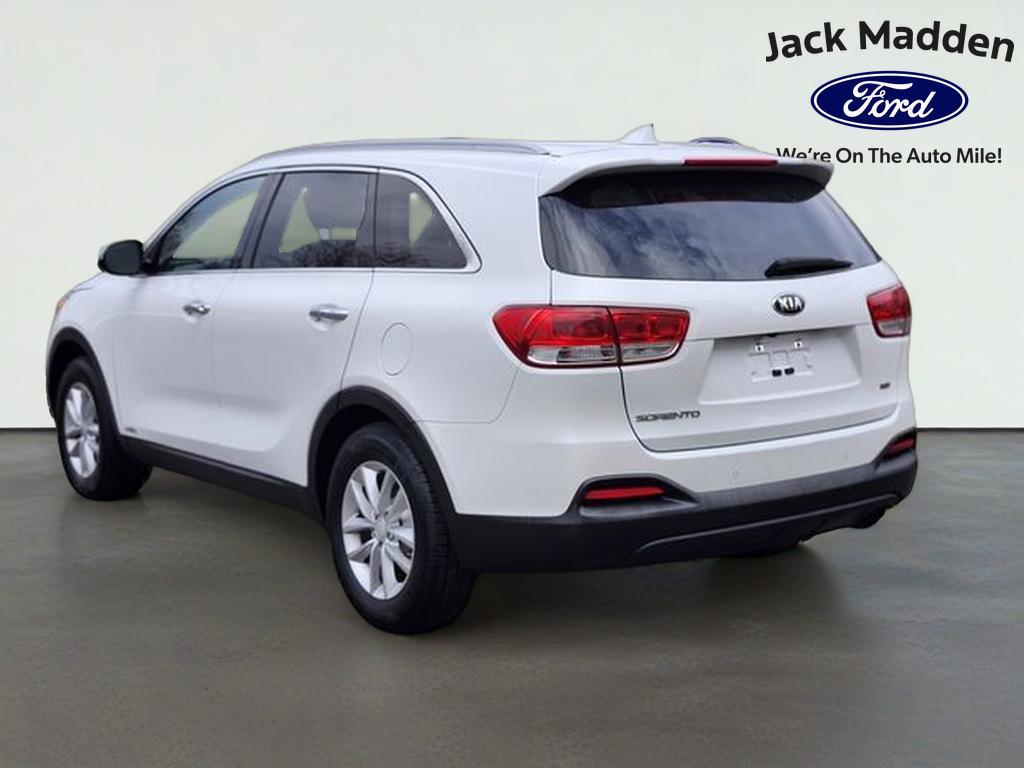 2018 Kia Sorento LX