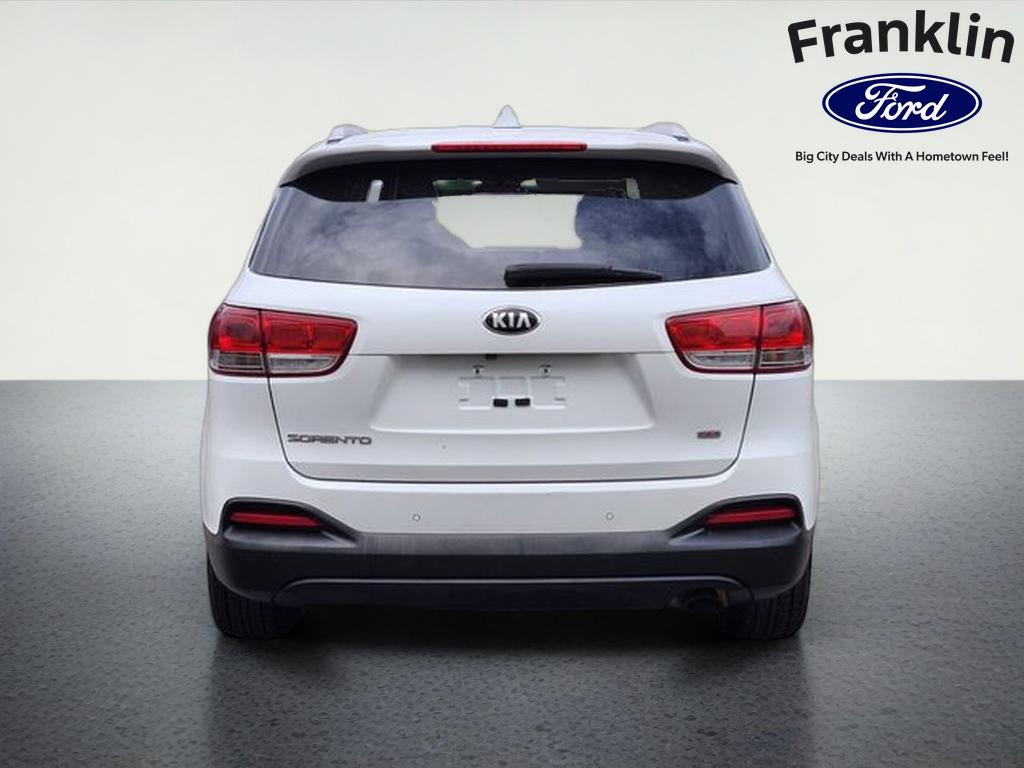 2018 Kia Sorento LX