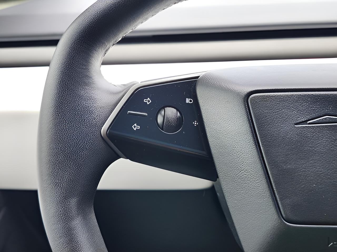 2024 Tesla Cybertruck Foundation